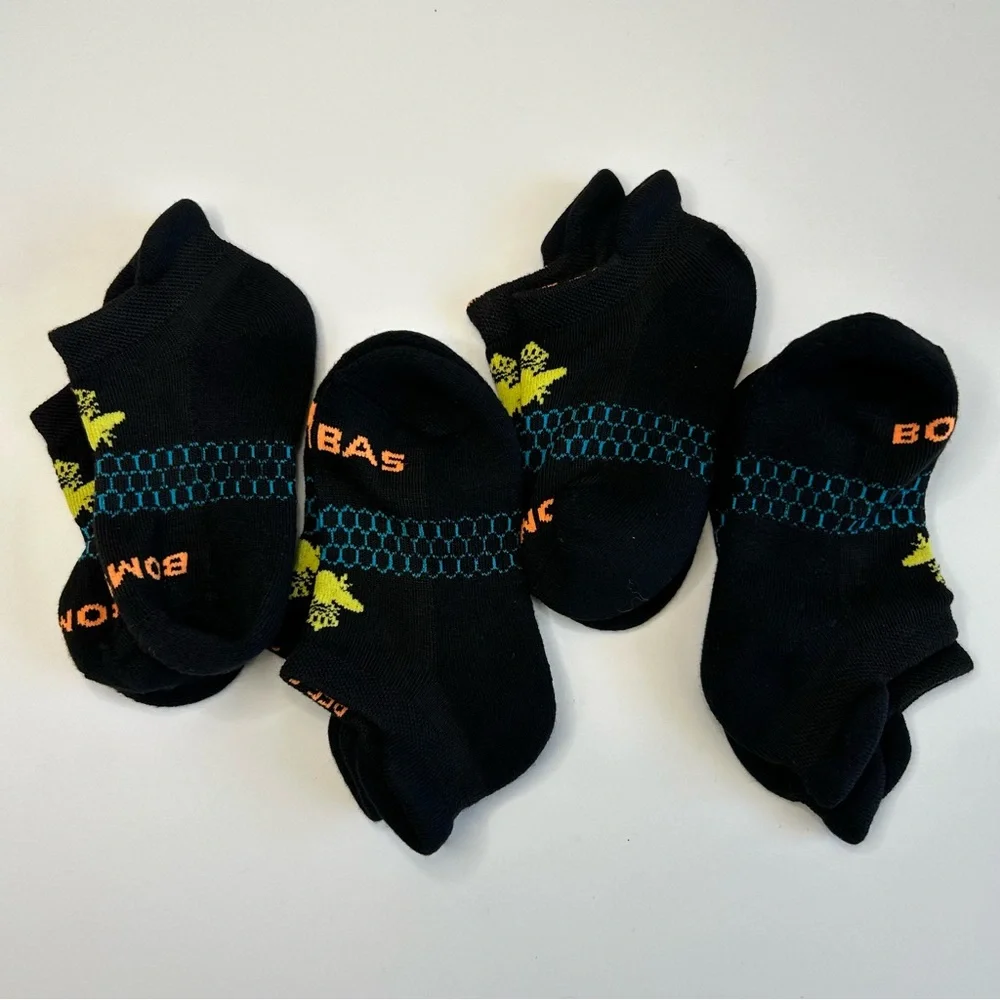 BOMBAS NWOT 4 pair XS Ankle Socks Black w/yellow orange blue Kids Unisex